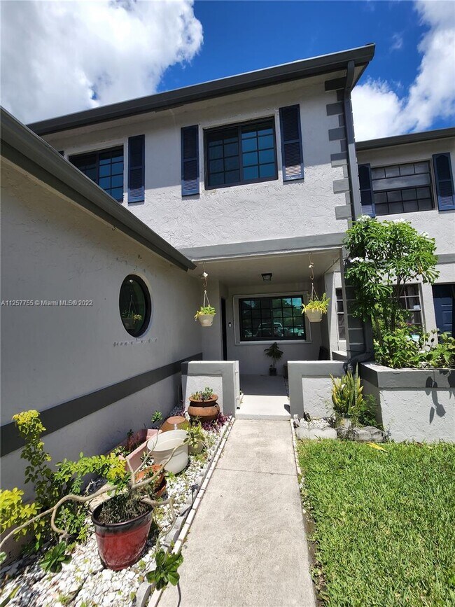 Building Photo - 15561 SW 110th Terrace