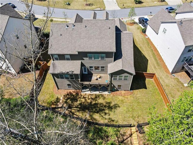 Building Photo - 5730 Zelkova Dr