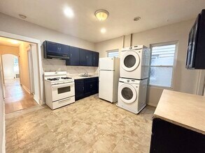 Building Photo - 18 Eastman St