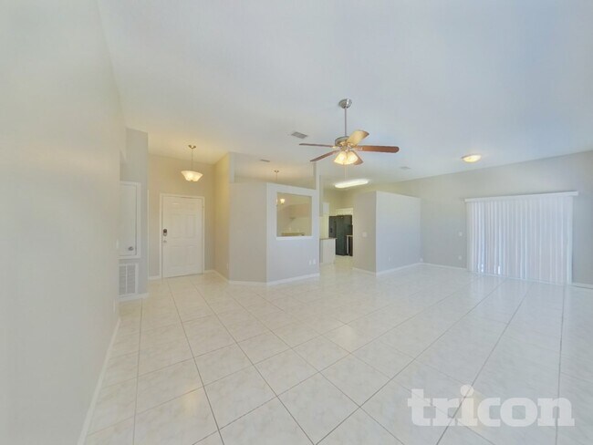 Building Photo - 831 Monroe Harbor Pl