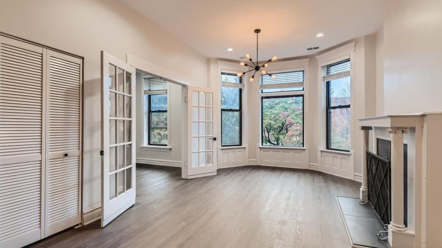 Primary Photo - 3 bedroom in Chicago IL 60613