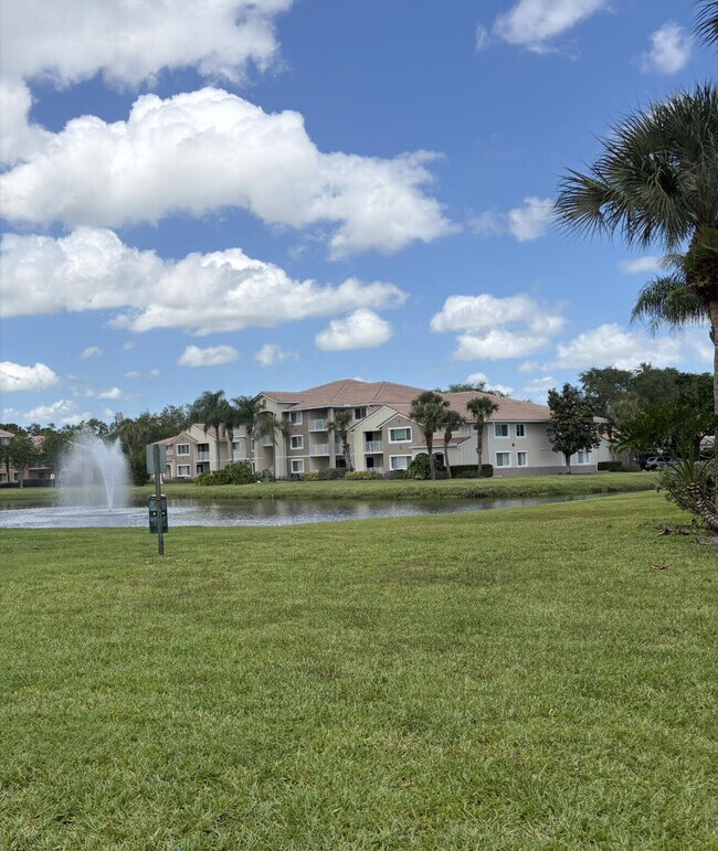 Foto del edificio - 181 SW Palm Dr