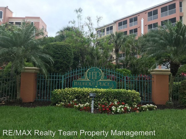 Foto del edificio - 3 br, 2.5 bath House - 14819 Laguna Dr. #303