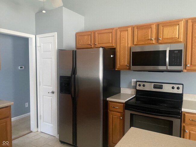 Building Photo - 1128 Brookside Ct