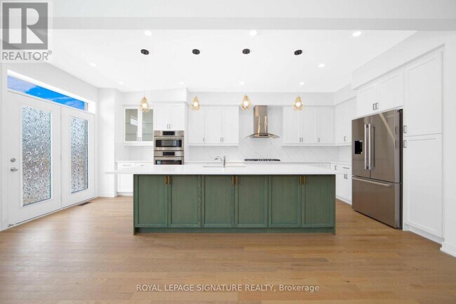 Building Photo - 400 Finch Ave