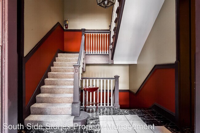 Building Photo - 4852 S Prairie Ave