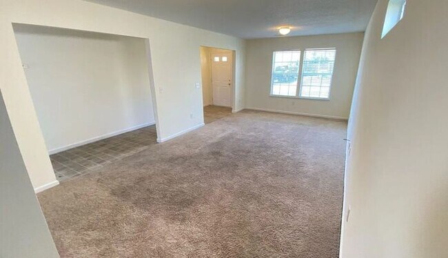 Foto del edificio - 109 Tea Olive Ave