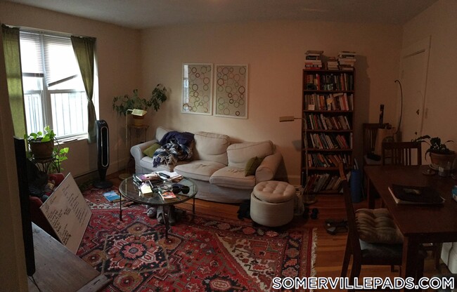 Building Photo - 402 Highland Ave