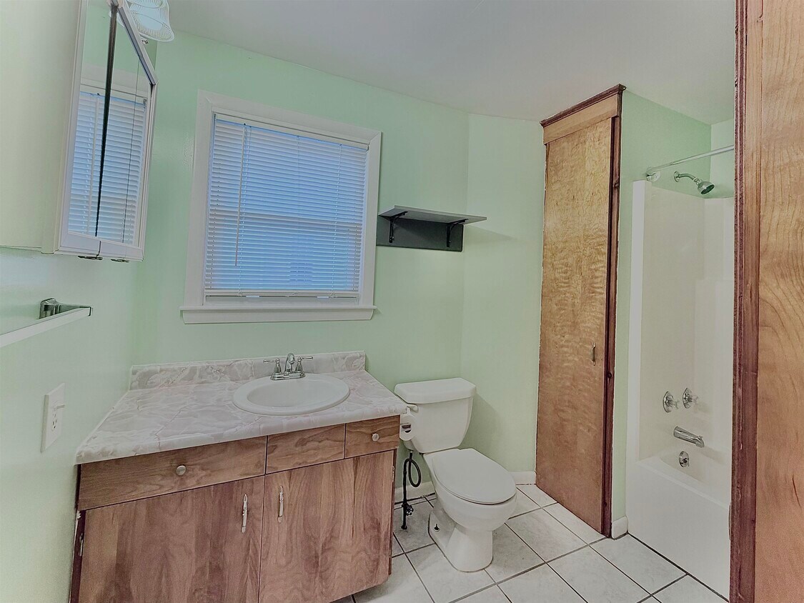 Foto del edificio - 12 Holmes St