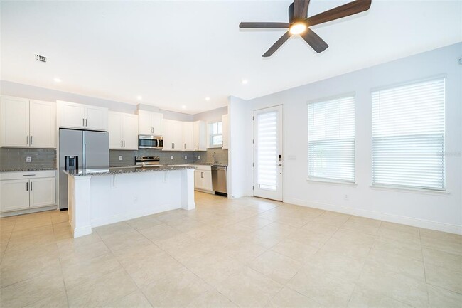 Foto del edificio - 7039 Nemours Pkwy