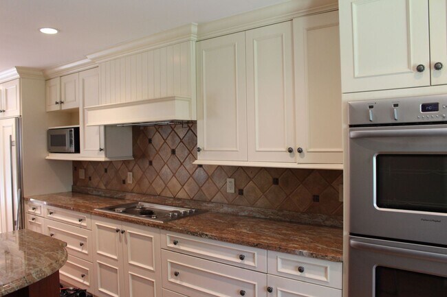 Foto del edificio - "Coming Soon" Whitman District - Gorgeous ...