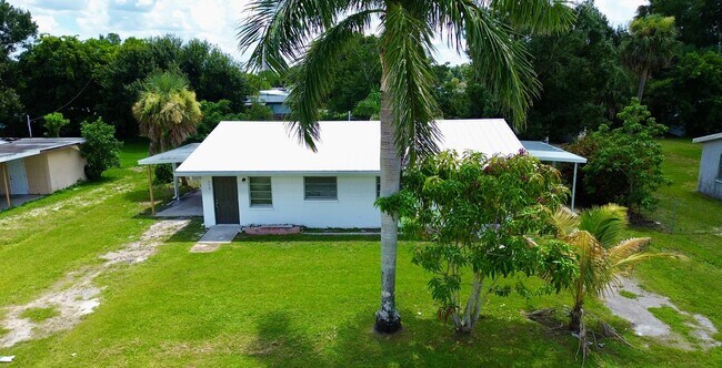 Foto del edificio - 559-561 Wood Ave