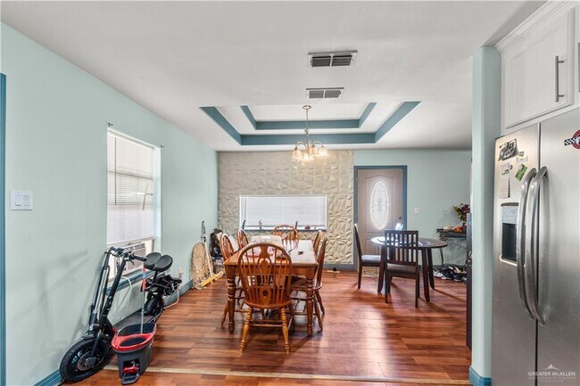 Building Photo - 22 Rio De Janeiro St