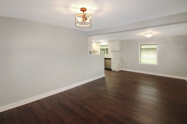 Building Photo - Venice Annual Home for Rent