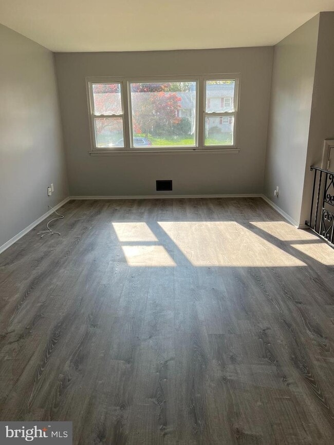 Foto del edificio - 11 Sherbrooke Rd