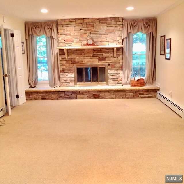 Building Photo - 78 Woodmont Dr