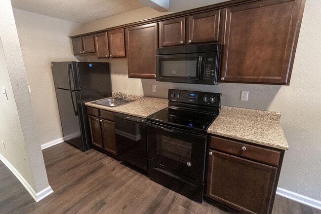 Foto del edificio - 105 N Garth Ave