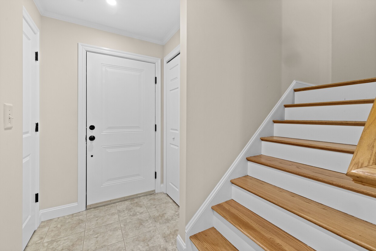 Photo - 57 Dedham Ave (Needham, MA)