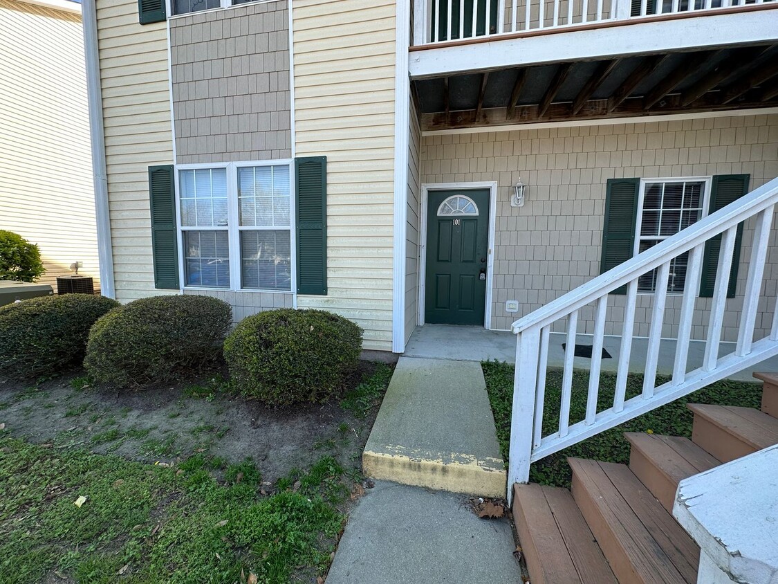 Photo - 4612 McClelland Dr. O101