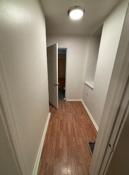 Foto del edificio - 3148 McClure Ave
