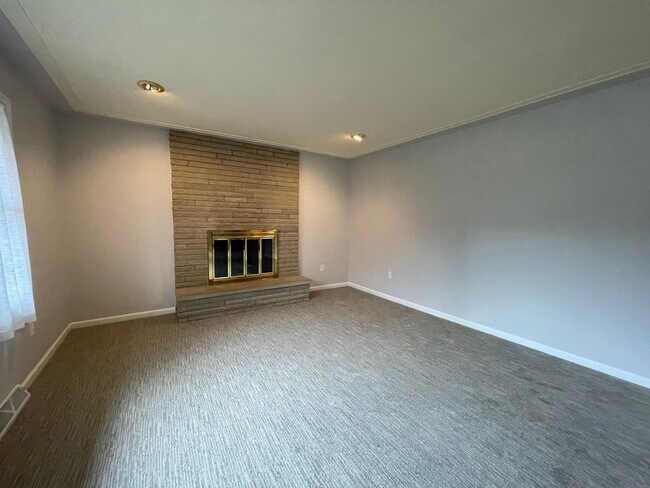 Foto del edificio - 7723 Yorktown St