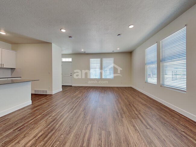 Foto del edificio - 6098 W Arranmore Dr