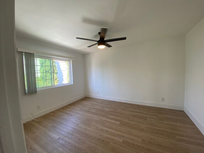 Foto del edificio - 1420 Berkeley St