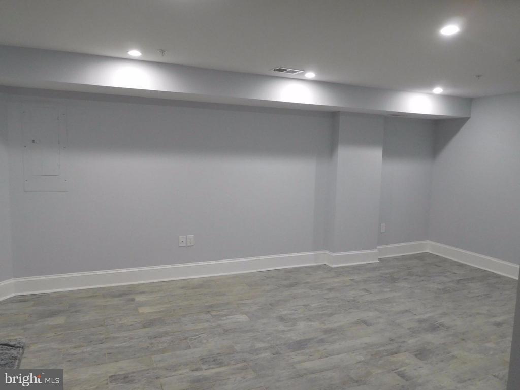Foto principal - 2728 Sherman Ave NW