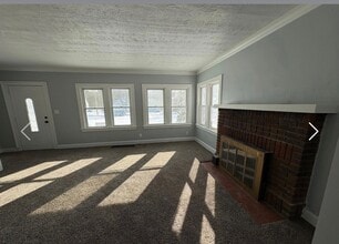 Building Photo - 15419 Woodbrook Ave