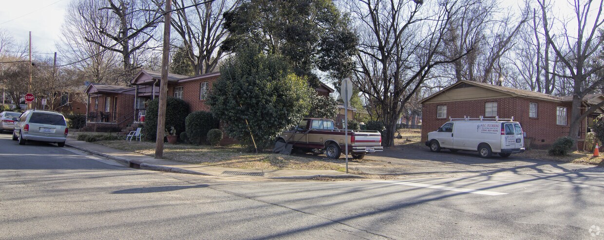 Building Photo - 1504 Luther St