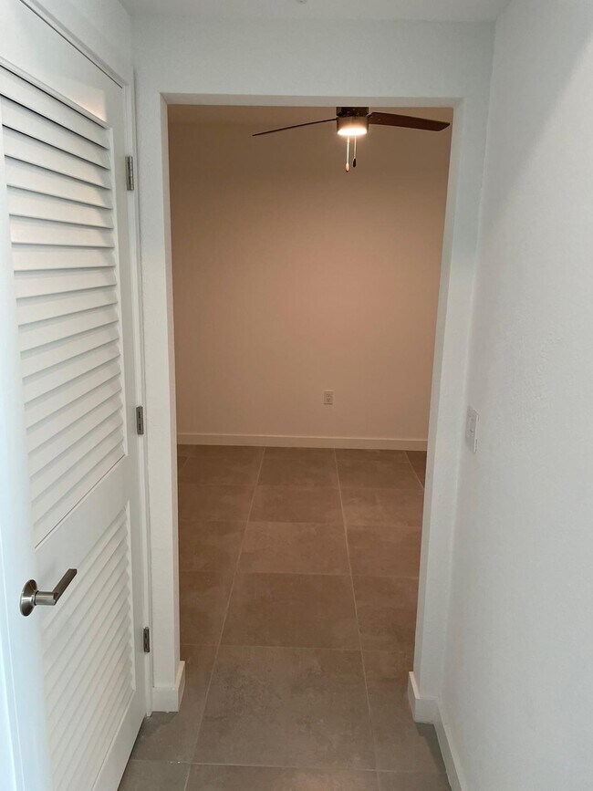 Building Photo - 1180 NW 11th Street Rd