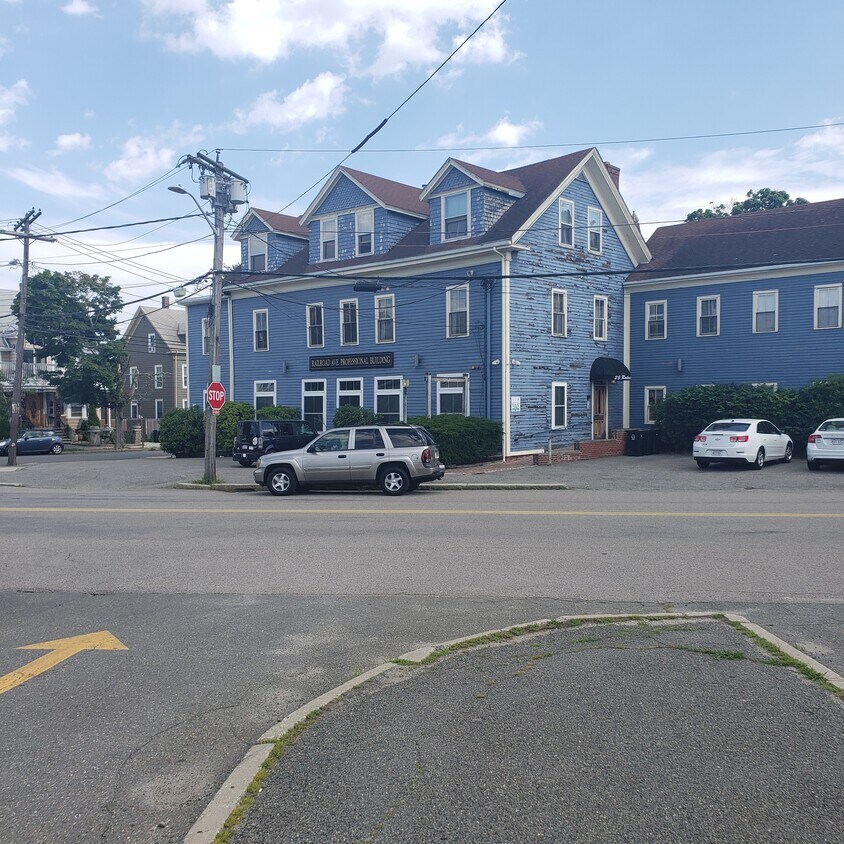 25 Railroad Ave Unit 3E, Swampscott, MA 01907 25 Railroad Ave