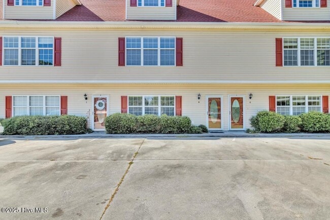 Building Photo - 101 Ole Field Cir