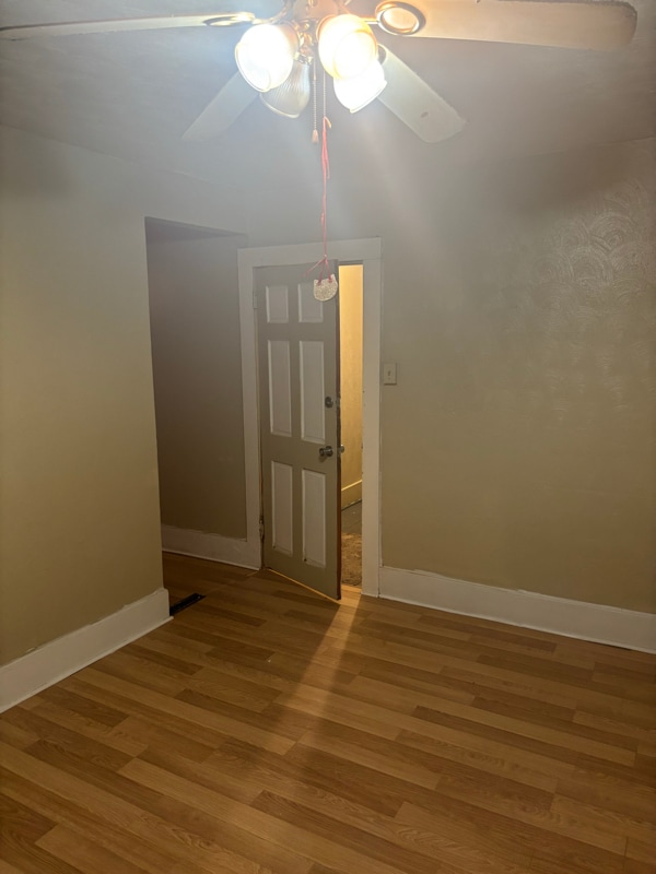 Foto del edificio - 1691 N Edward St