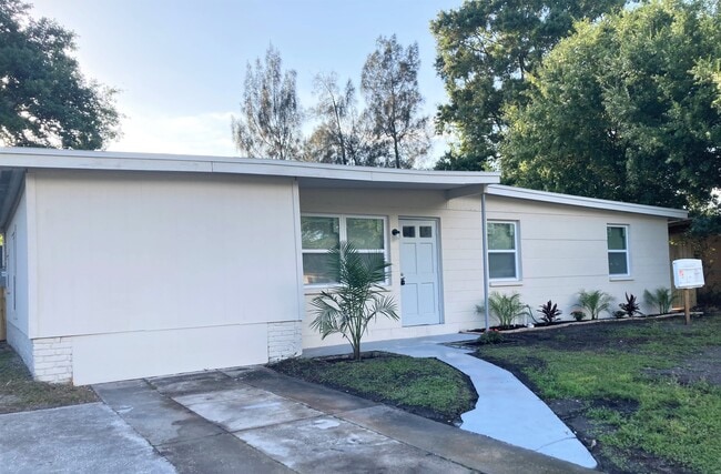 Foto del edificio - 4925 S 83rd St