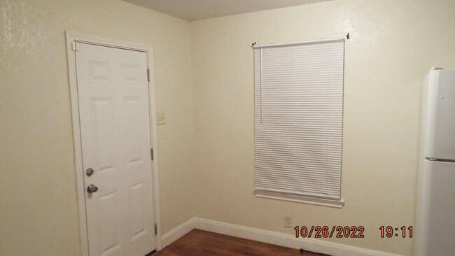 Building Photo - 141 Julia Helen Dr