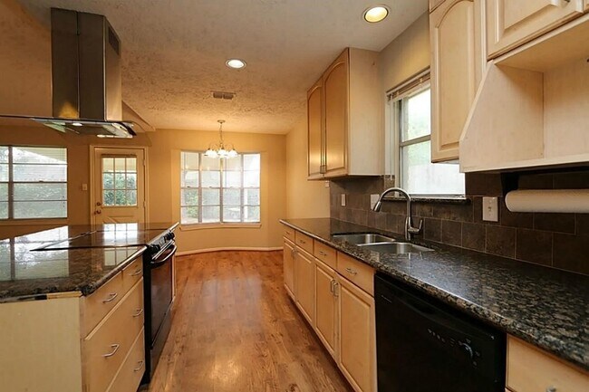 Foto del edificio - 12623 Westella Dr