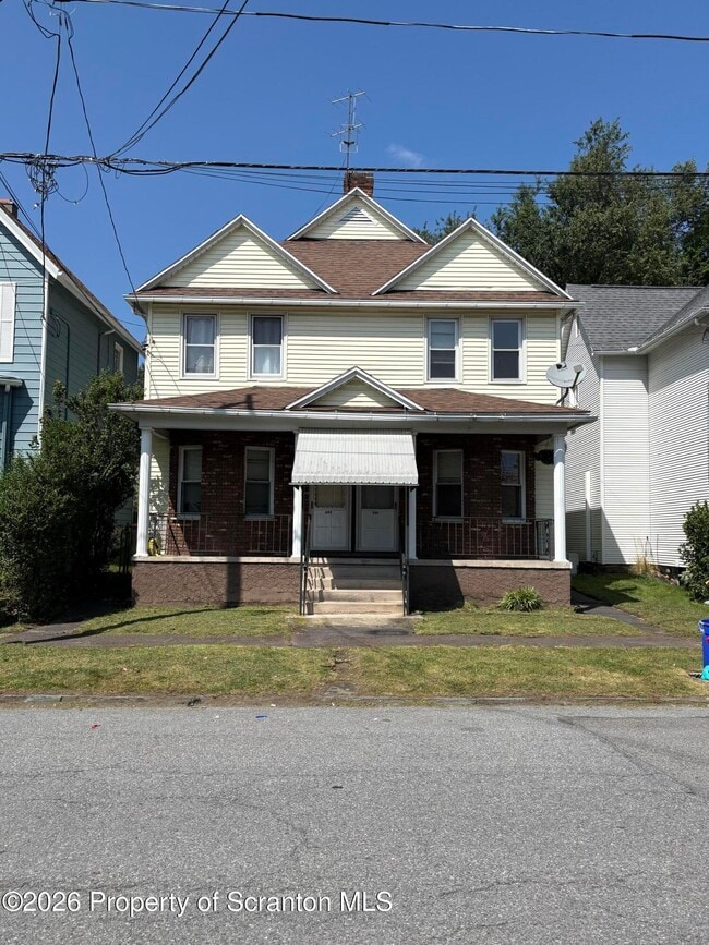 Building Photo - 317 New York St
