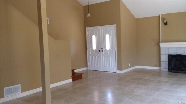Building Photo - 22541 La Vina Dr