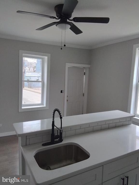 Foto del edificio - 3418 W Clearfield St