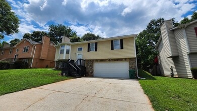 Building Photo - 2305 Wilkins Cove