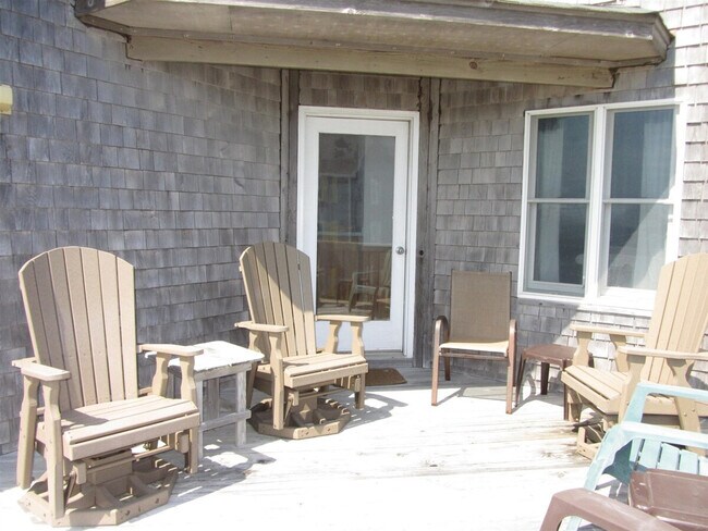 Building Photo - 54120 Marlin Dr