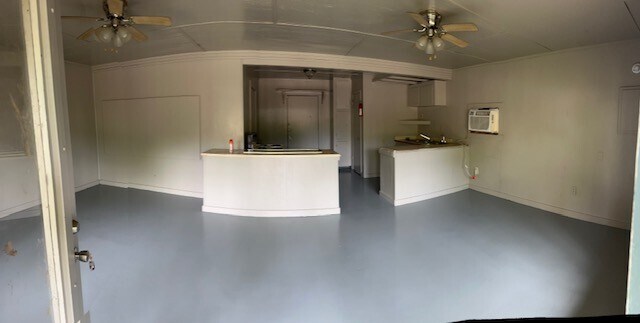 Building Photo - 407 Park Ave
