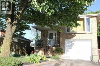 Building Photo - 395 Simcoe Rd