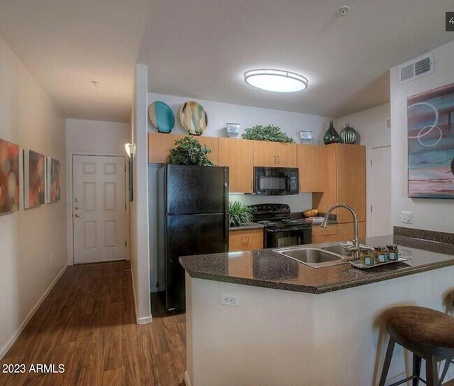 Foto del edificio - 110 W Bell Rd