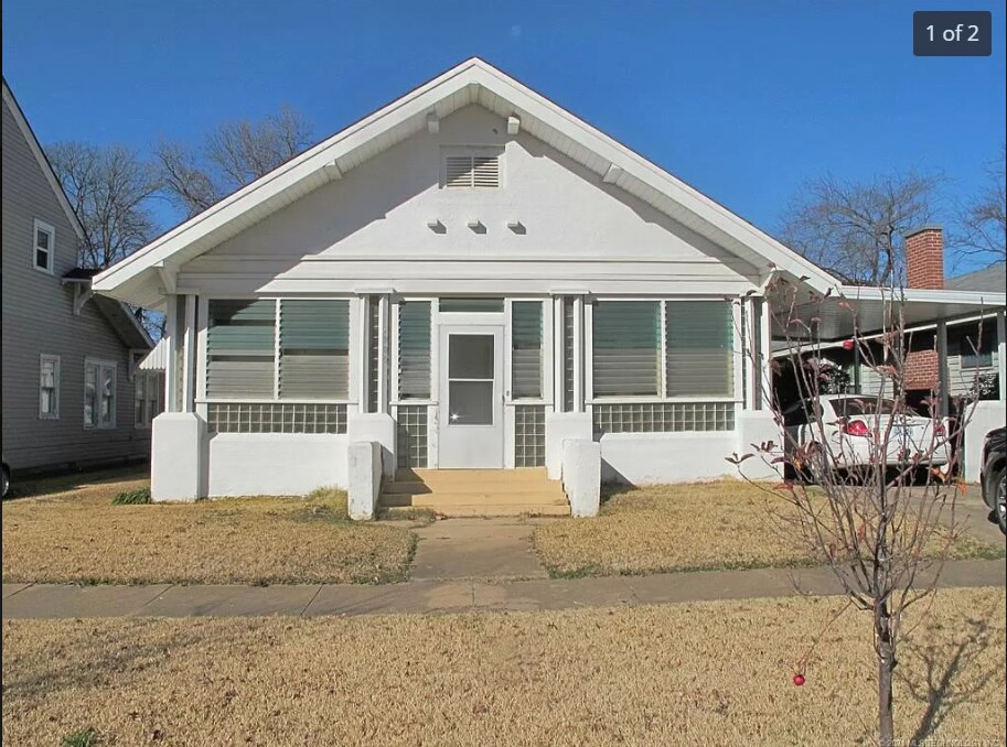 Primary Photo - 1009 McLish St