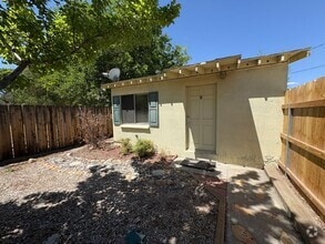 Building Photo - 2304 N Sierra Hwy