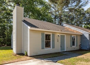Building Photo - 122 Corey Cir