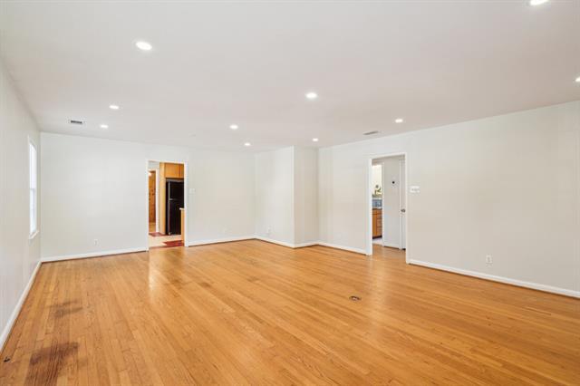 Foto del edificio - 4244 Skillman St