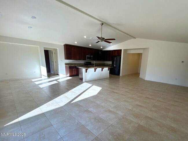 Foto del edificio - 7635 Souverain Ln